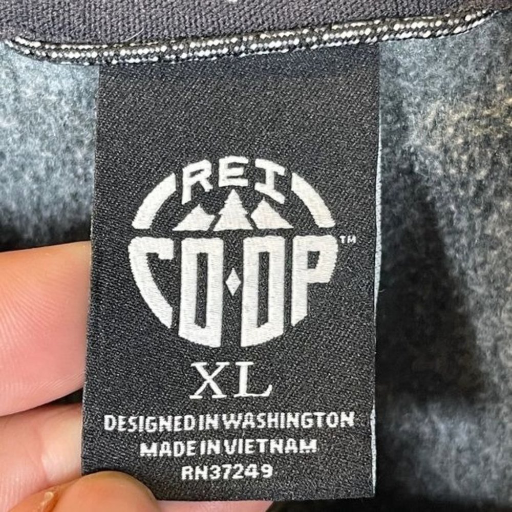 REI Co-Op 1/4 Zip Soft Gray Pullover Sweater Sz XL - Picture 3 of 6